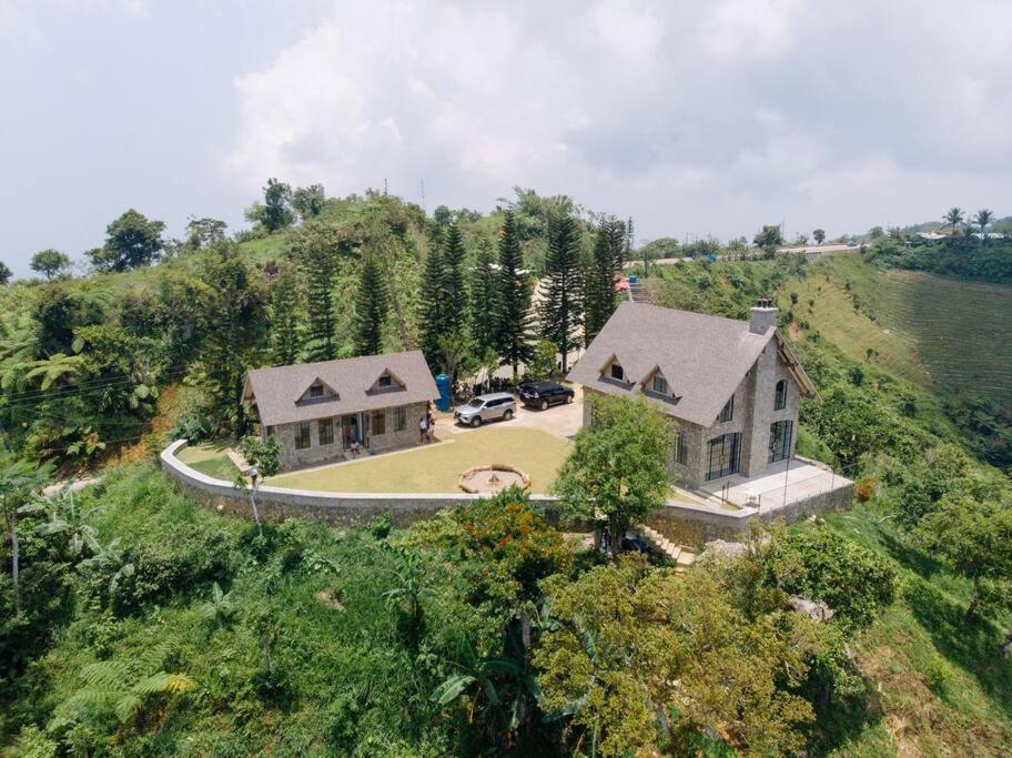 Вілла The Old Country Stone House Cebu Екстер'єр фото